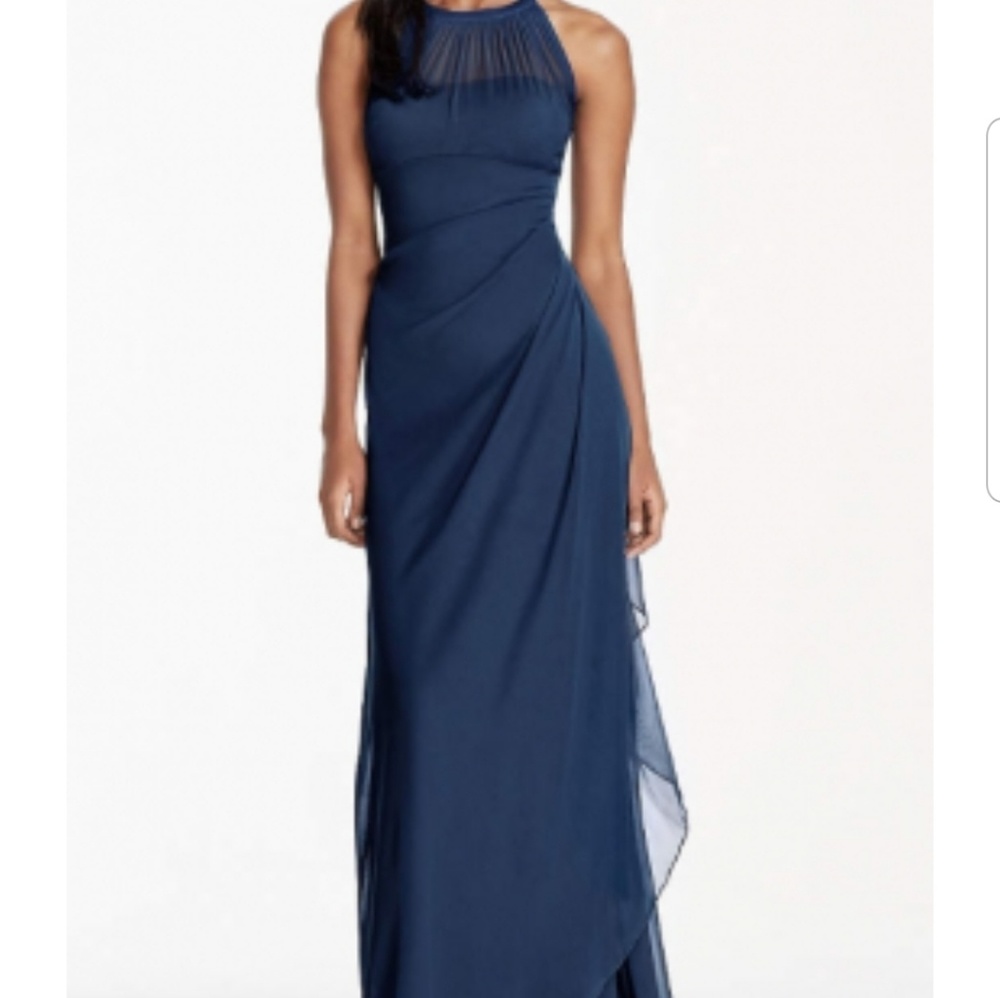 Dress - Picture 3 of 3